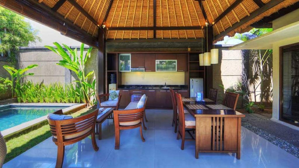 Bali Rich Villas Seminyak Exterior foto